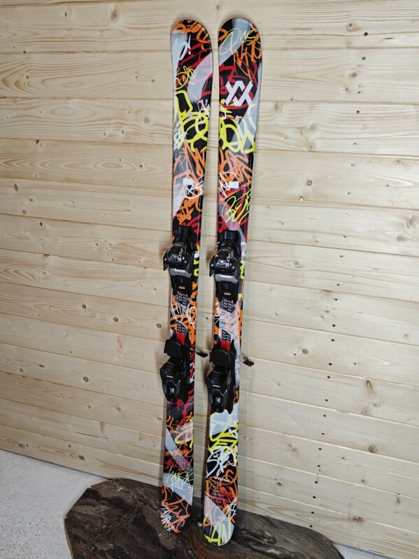 LYŽE VOLKL REVOLT 81 148CM --MODEL 2025--
